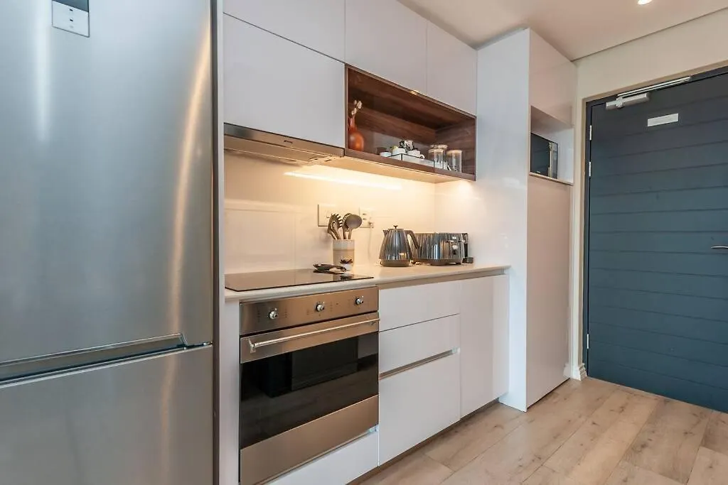 Sky-High 1Br Views & Bree Street Vibes Διαμέρισμα Κέιπ Τάουν